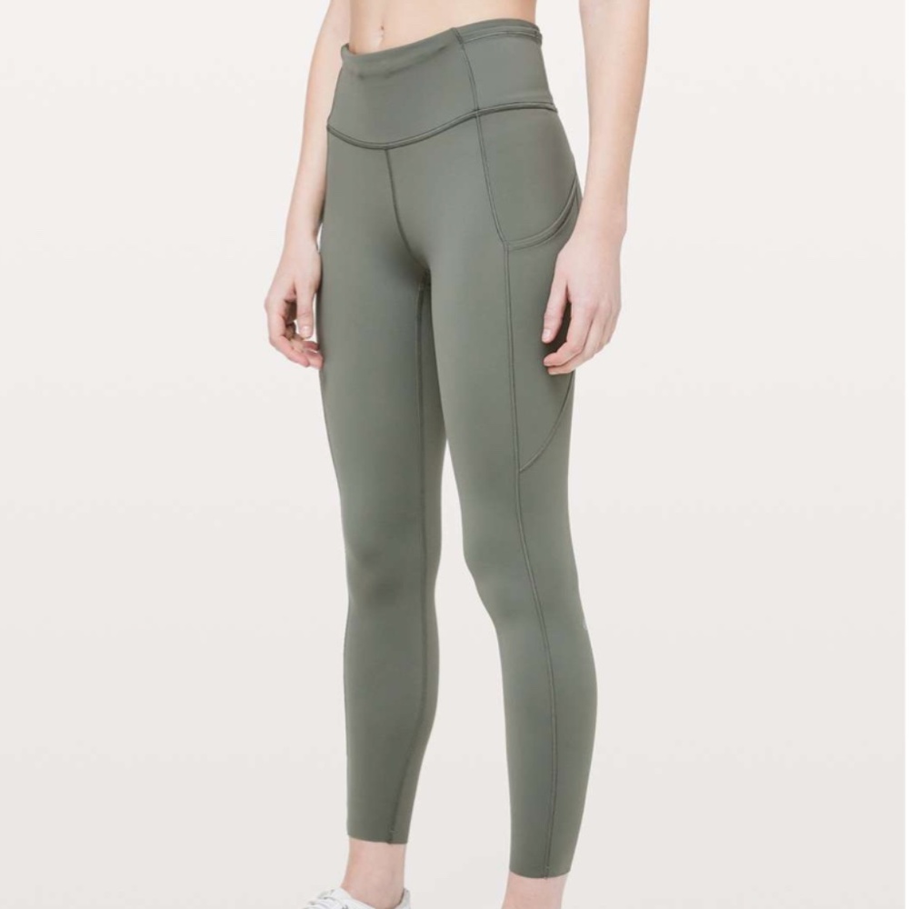 Lululemon Fast & Free 7/8 Tight II *Non-Reflective Nulux 25"
